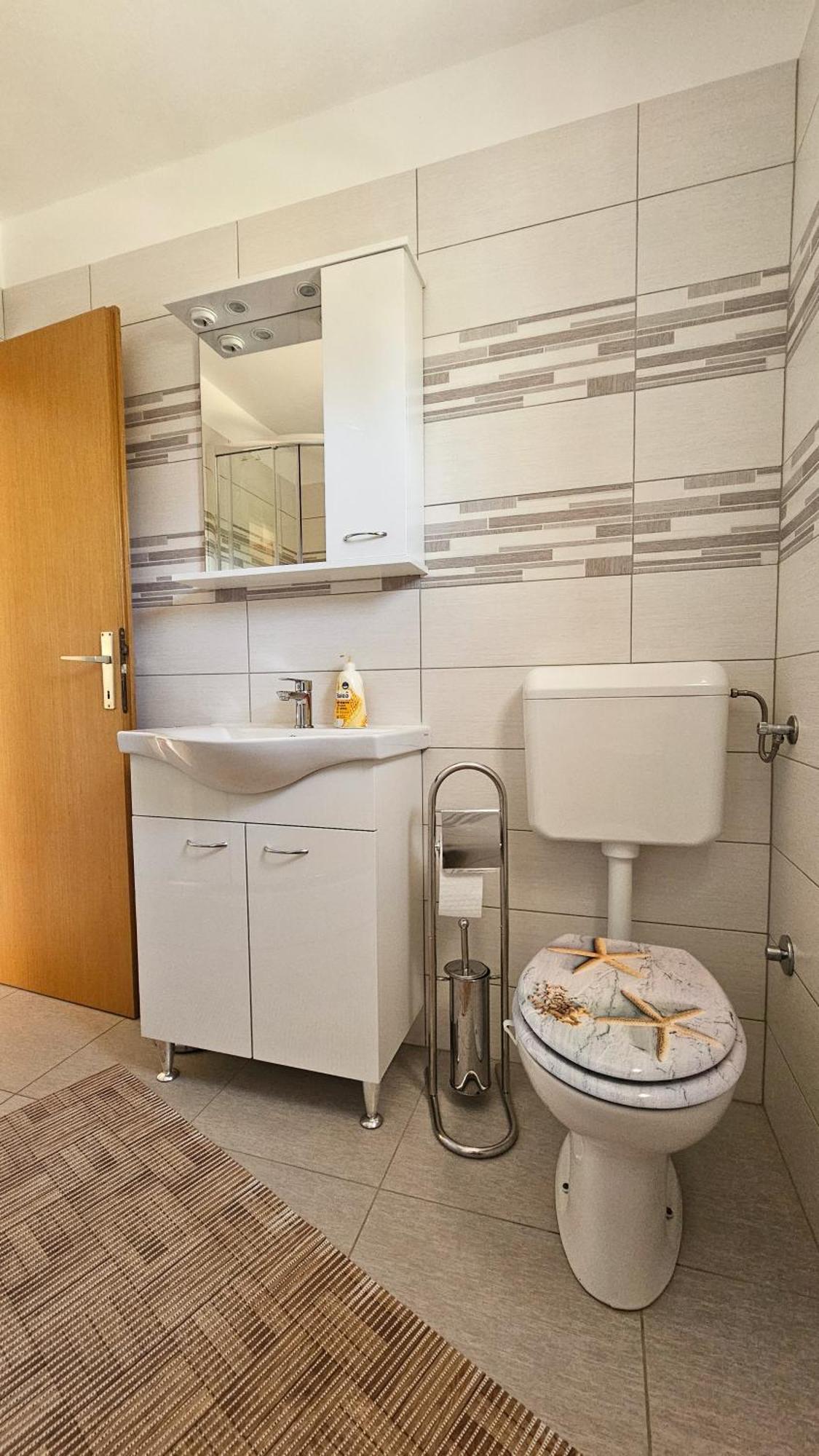 Apartman Petra Vrh  Екстериор снимка