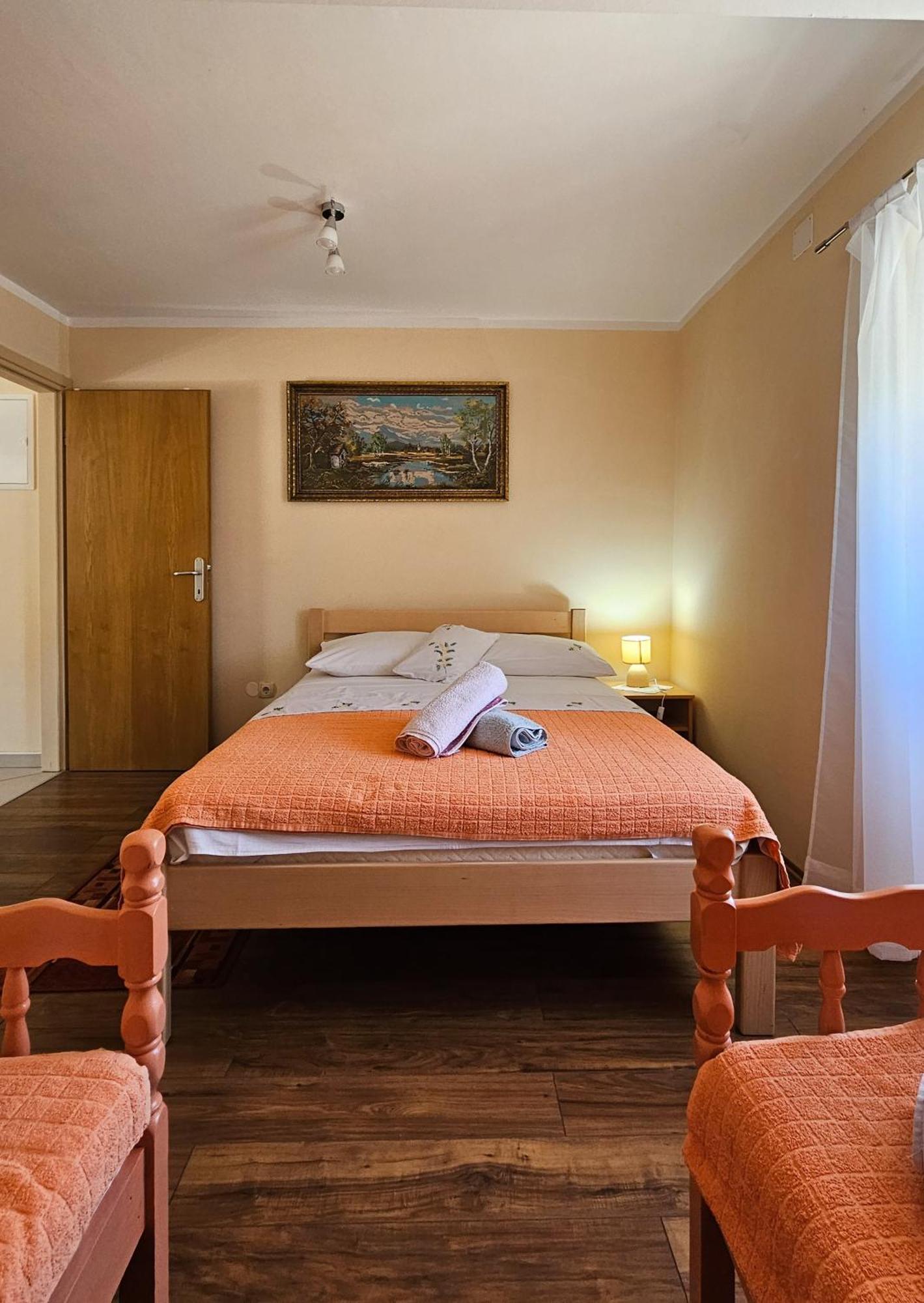 Apartman Petra Vrh  Екстериор снимка